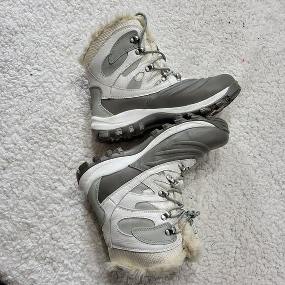 Kamik Waterproof Winter boots  white grey size 9 - Picture 3 of 6